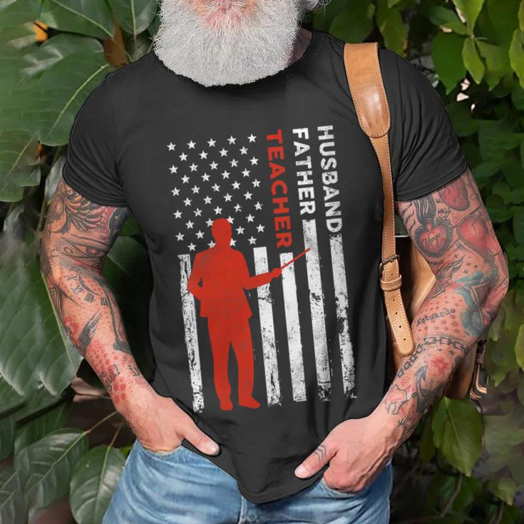 Teacher Husband Dad Vintage Usa Flag American Fathers Gift For Womens Gift For Women Unisex T-Shirt Gifts for Old Men