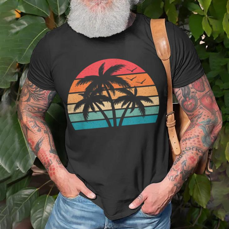 Tropical Hawaiian Retro Palm Tree Sunset Hawaii Beach Unisex T-Shirt Gifts for Old Men
