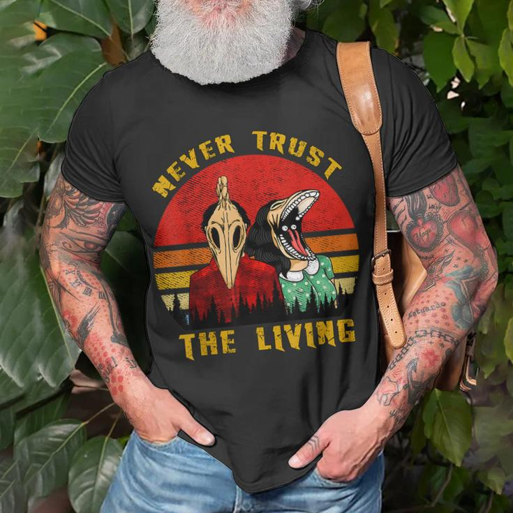 Never Trust The Living Retro Vintage Creepy Goth Grunge Emo Creepy T-Shirt Gifts for Old Men