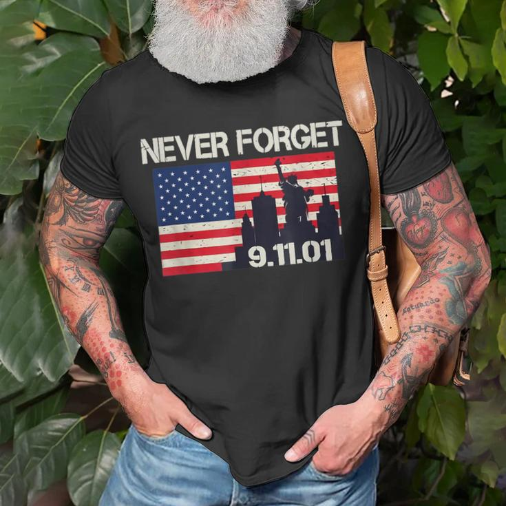 Vintage Design American Flag Never Forget Patriotic 911 Unisex T-Shirt Gifts for Old Men