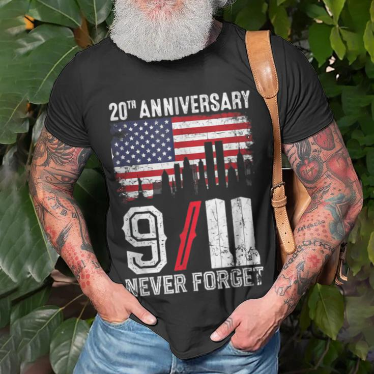 Vintage Design Patriotic Day Never Forget 2001 911 Unisex T-Shirt Gifts for Old Men