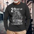 22 Every Day Veteran Lives Matter Support Veterans Day Long Sleeve T-Shirt T-Shirt Gifts for Old Men