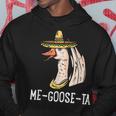 Me Goose-Ta | Spanish Goose Pun | Funny Mexican Hoodie Unique Gifts