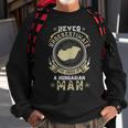 Never Underestimate The Power Of A Hungarian Man Sweatshirt Gifts for Old Men