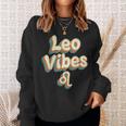 Cute Retro Leo Vibes Funny Leo Zodiac Birthday Decorations Sweatshirt Gifts for Her