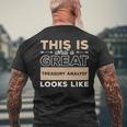 This Is What A Great Treasury Analyst Looks Like Men's T-shirt Back Print Gifts for Old Men