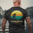 Retro Lake Brownwood Texas Big Foot Souvenir Men's T-shirt Back Print Gifts for Old Men