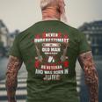 Never Underestimate An Old Us Veteran Born In June Xmas Men's T-shirt Back Print Gifts for Old Men
