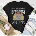 Never Underestimate A Grandma Who Knits Knitting Retro Funny Women T-shirt Funny Gifts