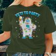 Yeti To Party Bigfoot Beer Drinking Xmas 2021 Women T-shirt Gifts for Her