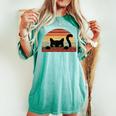 Black Cat Retro For Cat Lovers Cat Mother Cat Mom Cat Dad Women's Oversized Comfort T-shirt Chalky Mint