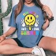 Smile Face Teacher Last Day Of School Schools Out For Summer Women's Oversized Comfort T-shirt Blue Jean