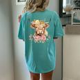 Cute Baby Highland Cow With Flowers Calf Animal Christmas Women's Oversized Comfort T-shirt Back Print Chalky Mint