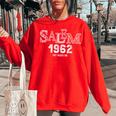 Vintage Salem 1692 They Missed One Halloween Outfit Family Women's Oversized Sweatshirt Red