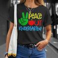 Peace Out Kindergarten Graduation Last Day Of School Boy Kid Unisex T-Shirt Gifts for Her