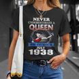 Never Underestimate A Queen Born In July 1938 T-Shirt Gifts for Her