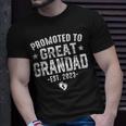 Funny Promoted To Great Grandad 2023 Vintage New Daddy Daddy Funny Gifts Unisex T-Shirt Gifts for Him