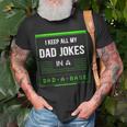 I Keep All My Dad Jokes In A Dad-A-Base Funny Father Saying Unisex T-Shirt Gifts for Old Men
