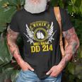 Never Underestimate Women Who Has A Dd214 Veteran Unisex T-Shirt Gifts for Old Men