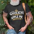 The Queen Of Apple Pie Is Here T-Shirt Gifts for Old Men