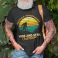 Retro Eastvale Pennsylvania Big Foot Souvenir T-Shirt Gifts for Old Men
