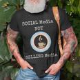 Social MediaSocial Media Not Selling Media T-Shirt Gifts for Old Men