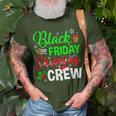 Friday Shopping Crew Christmas Black Shopping Family Group T-Shirt Gifts for Old Men