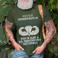 Never Underestimate Us Paratrooper Veteran Father's Day Xmas T-Shirt Gifts for Old Men