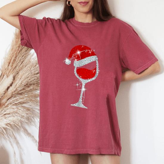 Wine Glasses Santa Hat Christmas Wine Lover T-Shirt Wine Glasses Santa Hat Christmas Wine Lover T-Shirt