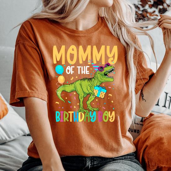 Matching family selling dinosaur birthday party shirts